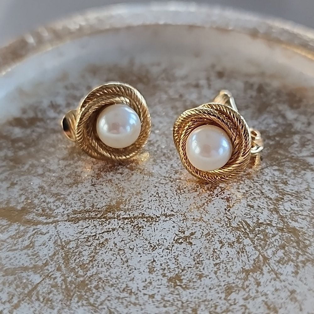 Classic Monet Faux Pearl Clip~on Celtic Knot Earrings